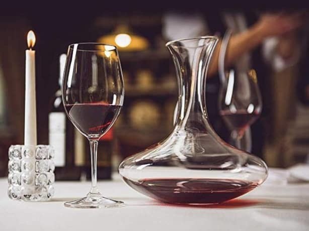 Decantare il vino: cosa sapere
